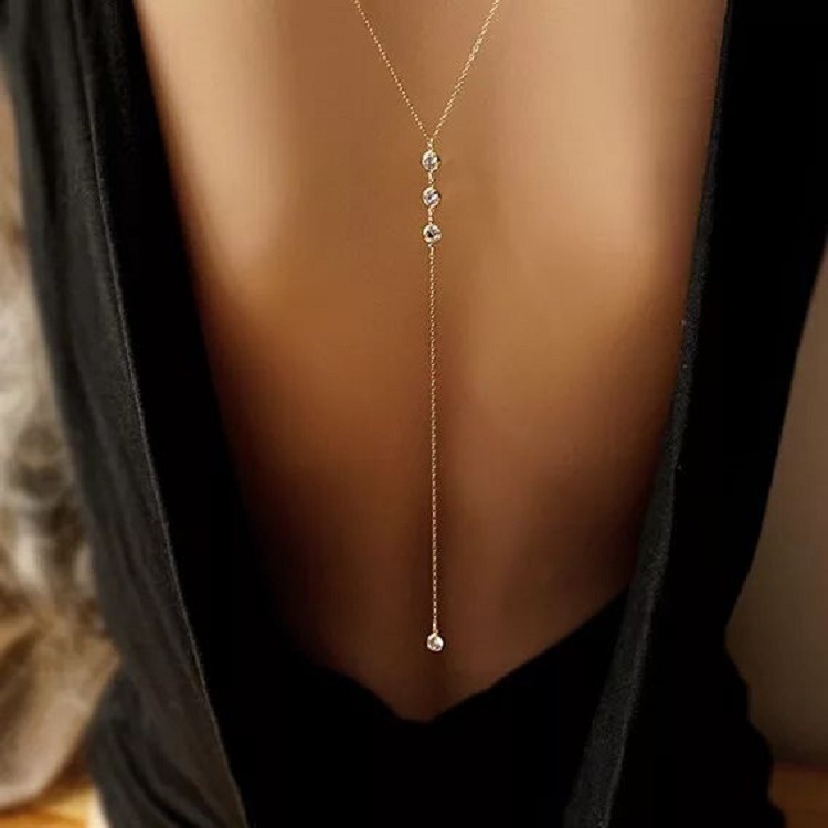 Body Jewelry - สร้อยคอประดับเพชรเทียมแบบเซ็กซี่สำหรับผู้หญิง สไตล์บิกินี่ สายไขว้สำหรับใส่ที่หลัง เหมาะสำหรับงานแต่งงาน ชุดเดรส งานเทศกาล