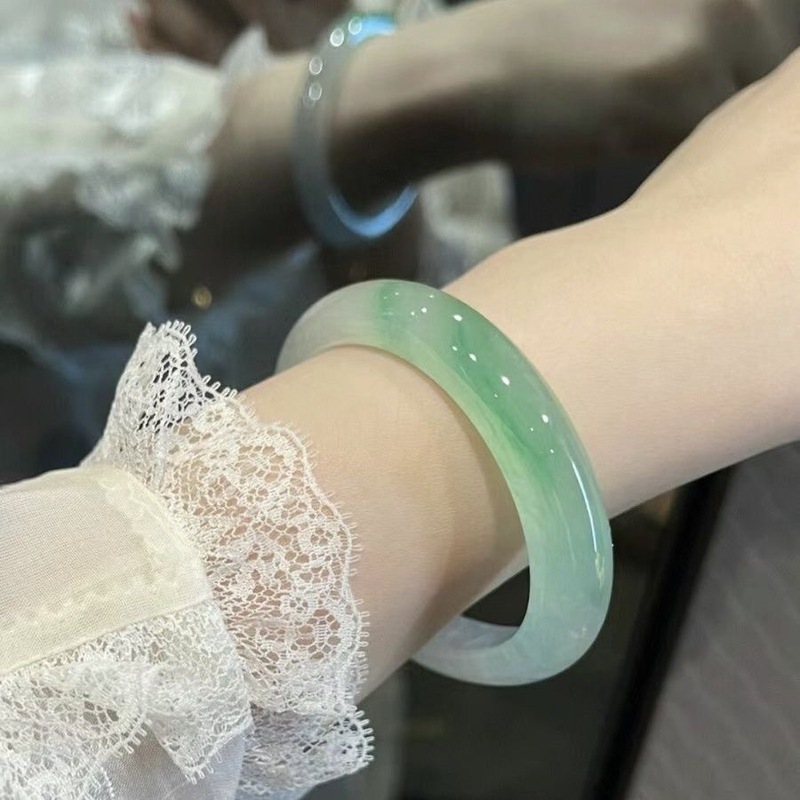 Bracelets - หยกน้ำแข็งพม่าธรรมชาติลายดอกไม้ กำไลข้อมือทรงกลมสไตล์วินเทจสำหรับผู้หญิง กำไลหยกเนื้อดี ของขวัญ