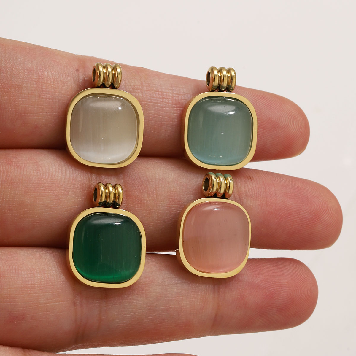 จี้หินตาแมวทรงสี่เหลี่ยมมน 2 ช - Necklaces บทวิจารณ์และราคา